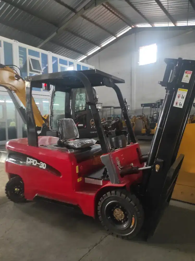 Forklift elektrik cpd30