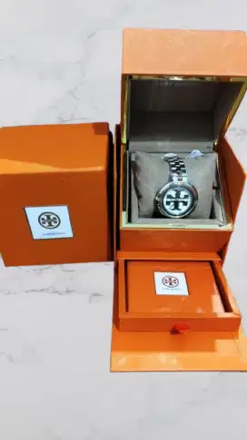 Dijual cepat Baru Original Tory Burch MURAH DIBAWAH HARGA PASAR