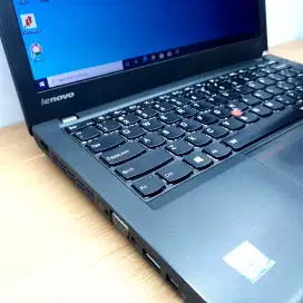 Laptop lenovo thinkpad x240 core i3 4030u 4Gb/128GB SSD backlite