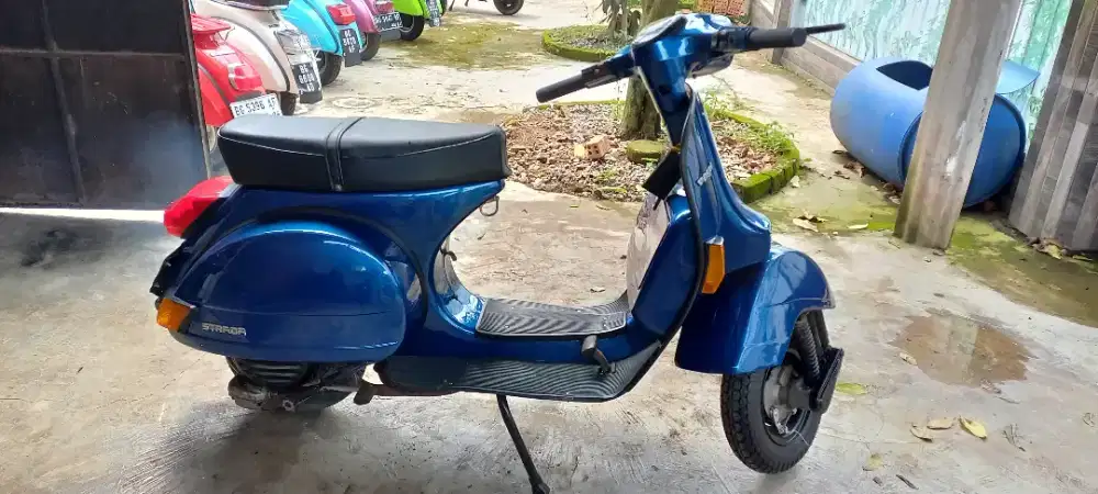 Vespa PS Strada AOM tahun 1987