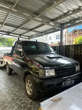 Panther Pickup 2.5 Turbo Diesel