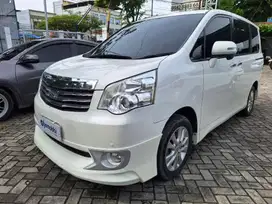 Pajak Panjang-Toyota Nav1 2.0 V Limited Bensin-AT 2015