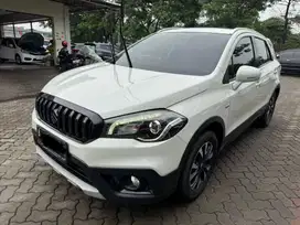 (Cash) Scross at 2019 putih sx4 s-cross dp 5jt kredit murah