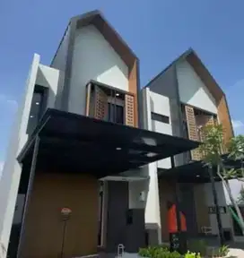 Rumah resort dengan attic di JGC.