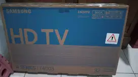 TV Samsung HDTV 32 inch T4003 - UA32T4003AKXXD