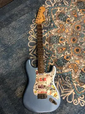 Squier Strat FSR Affinity Lake Placid Blue