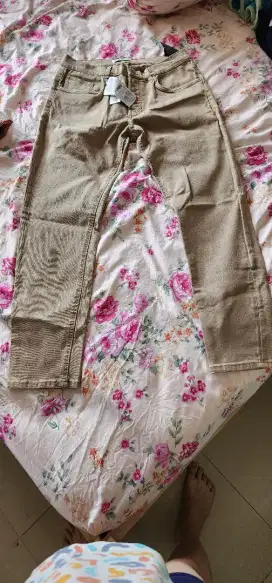 Celana Jeans Zara size 32,original authentic