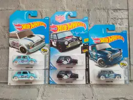 Diecast Hotwheels Morris Mini