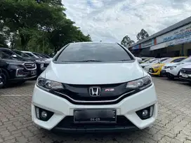 HONDA JAZZ RS AT 2015 MOBIL TERAWAT HARGA CASH PROMO SIAP PAKAI