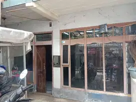 Rumah Nyaman di Tengah Kota Bandung