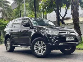 LOW KM! Mitsubishi Pajero Sport V6 3.0 AT 2014 Hitam