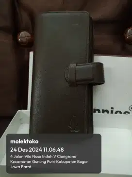 Dompet panjang wanita