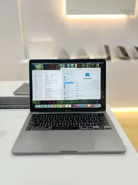 MacBook Pro 2020 13” i5 16/256 Grey