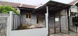 Dikontrakkan | Dijual rumah Permata Cibinong blok B4 no. 10