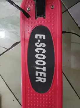 E-Scooter listrik