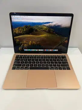 MacBook Air 2018 13” i5 8/128 Rosegold