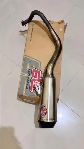 Knalpot Original 100% R9 new alpha pnp Honda Adv 150