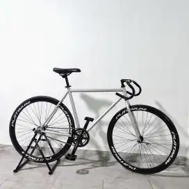 Sepeda Fixie doltrap - fixie fixed gear - fixie jayjo - fixie silver