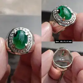 Batu akik bacan doko totol