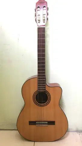 Gitar Yamaha CS40BL