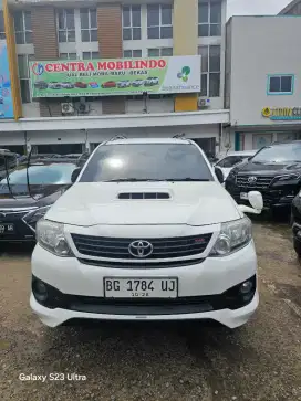 Fortuner TRD VNT AT 2.5 matic 2013 / 2014 putih