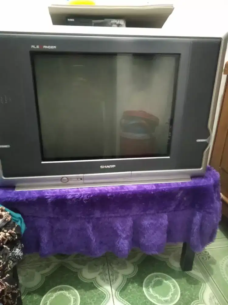 Tv tabung 21 inc plus setopbox