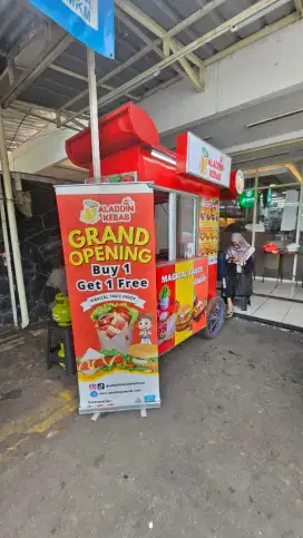 Lowongan Penjaga Outlet Kebab Berpengalaman
