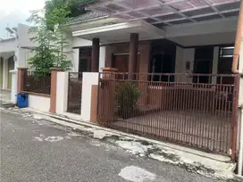 Dijual / Disewakan Rumah Full Furnish kawasan Fajar Indah