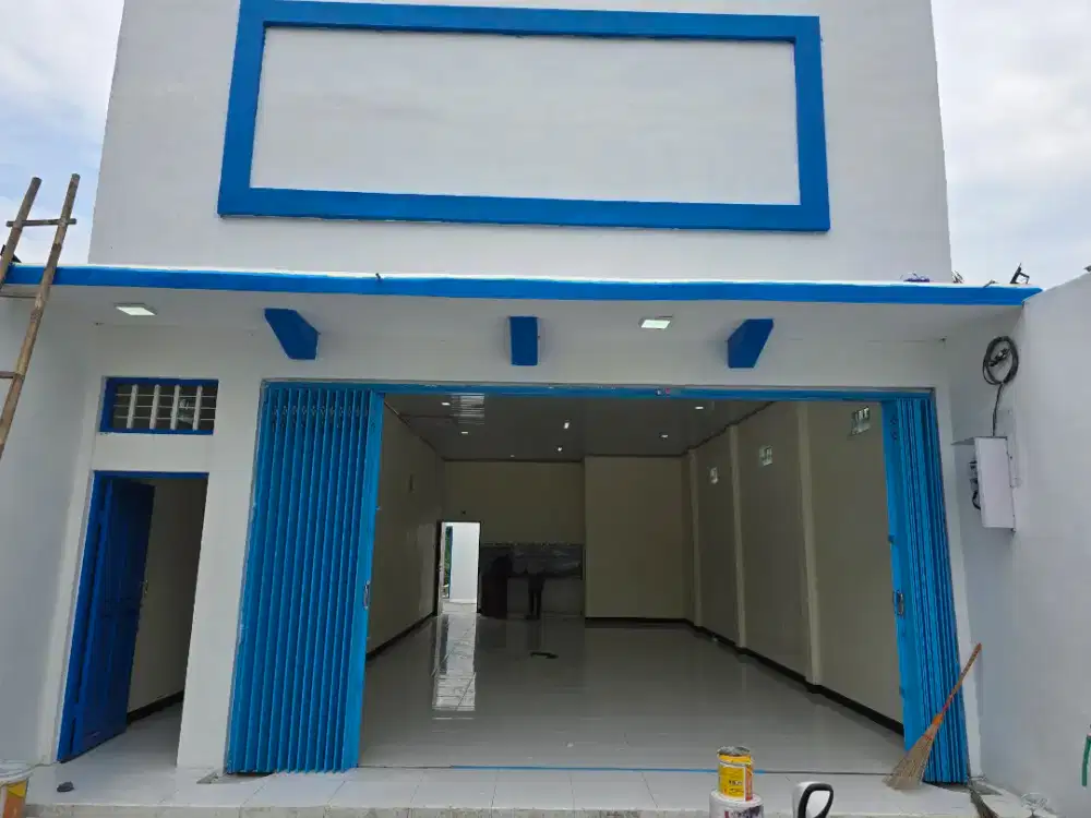 Disewakan Toko 7x12 mtr... parkiran 7x15  (Depan SLB Negeri Badegan)
