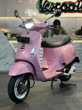 PIAGGIO VESPA MATIC LX 125 IGET TERMURAH BERGARANSI ( BISA KREDIT )