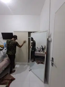 DIJUAL CEPAT LEMARI PAKAIAN BAHAN FULL ACP DAN KACA