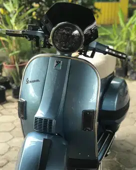 Vespa exclusive 2 lock new px