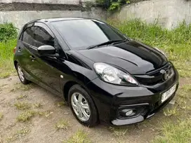 brio e at matic 2018 hitam, km low mobil antik