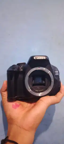 JUAL KAMERA DSLR 600D BODY ONLY