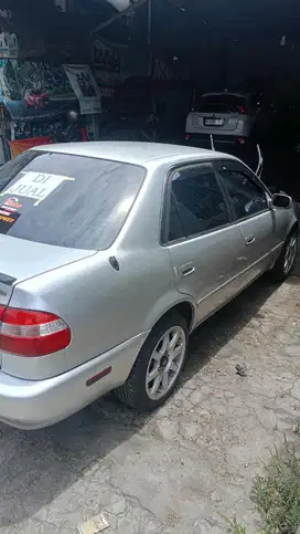 Toyota Corolla 2000 Bensin