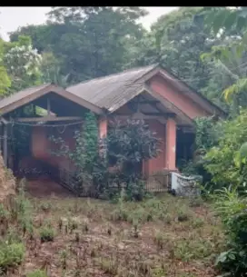 Dijual rumah dan tanah luas di cibukamanah Purwakarta