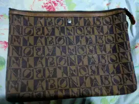 Bonia clutch Autentic