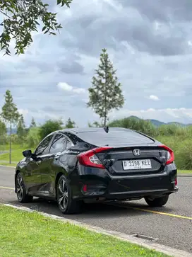 Honda Civic 1.5Turbo SEDAN '18 (D)Istimewa Sekali