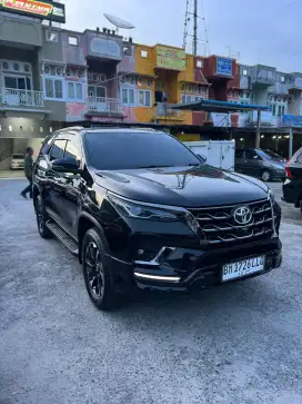 VRZ GR sport 2.4 AT tahun 2021