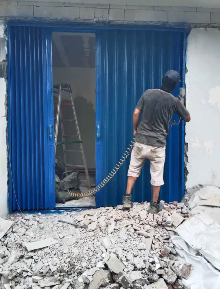 Pintu folding gate