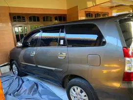 Toyota Kijang Innova 2013 Bensin