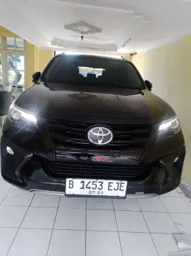 Fortuner VRZ TRD 2019 km 19.rb simpanan