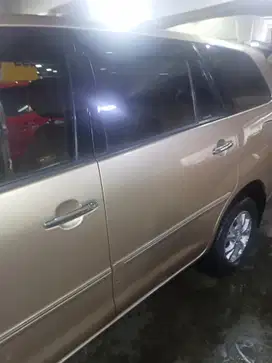 Toyota Kijang Innova 2008 Bensin