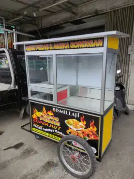 Gerobak roda jualan bisa costum