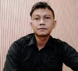 Mencari pekerjaan untuk sopir SIM A.