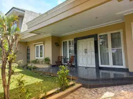 Rumah 2 lt mewah luas, 3 menit ke RCTI