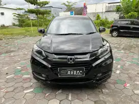 Dp 1jt. HONDA HRV PRESTIGE 2015 MATIC