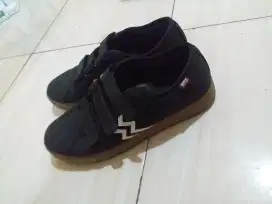 SEPATU GEOFF MAXS