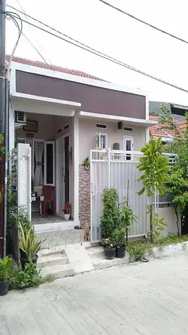 Dijual rumah harga murah minimalis di Perumahan Mutiara Gading City