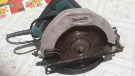 circular saw 7inc makita M5801